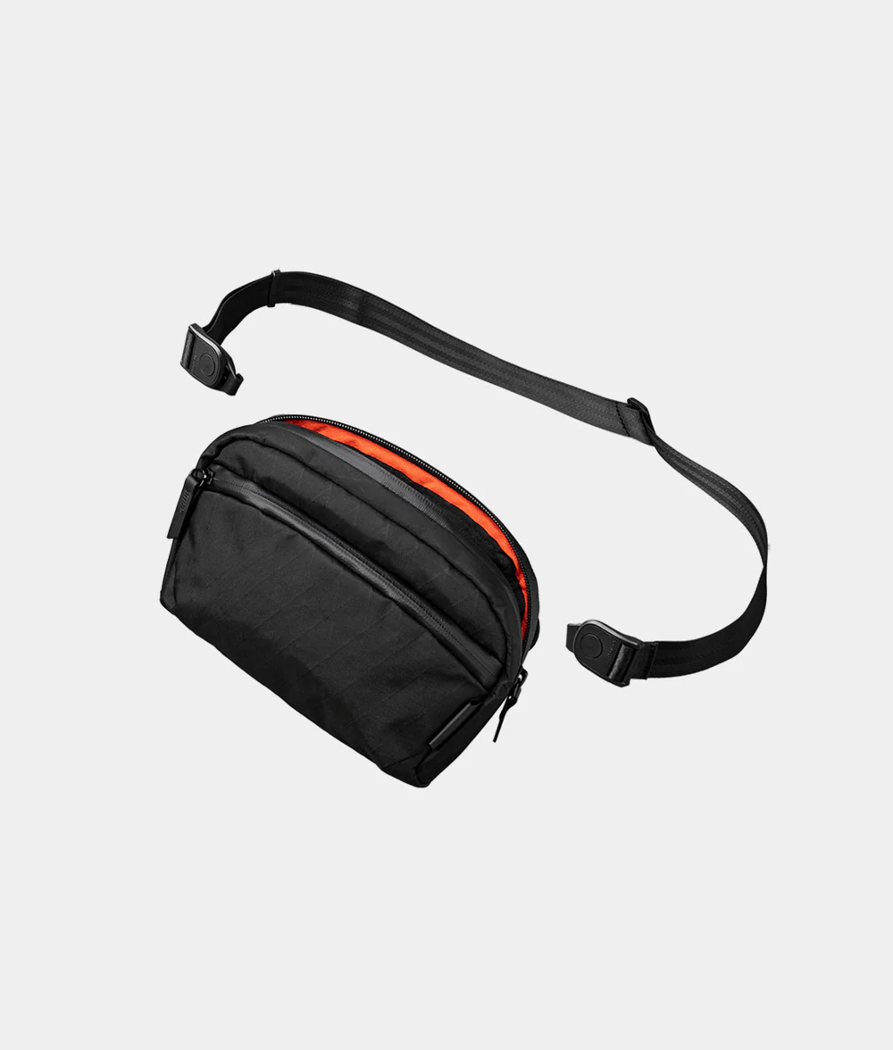 httpsmedane (9) Flight Sling 1L - Black X-Pac VX42 AA010530106 - Image 1